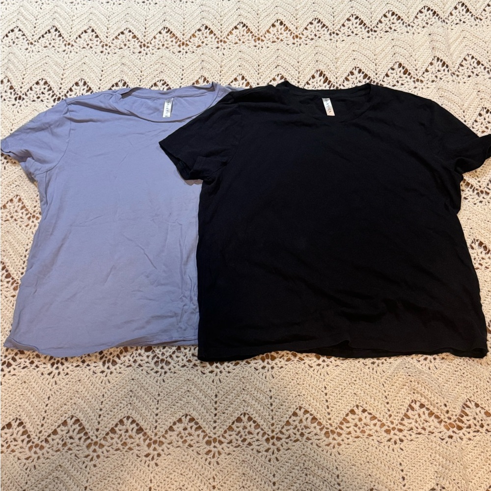 Fabletics Bundle Of Lavender And Black T-Shirt Size Large For Active And Lounge